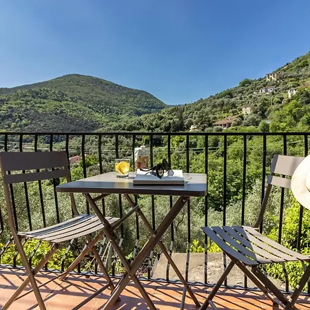 View Holidays לה ספציה