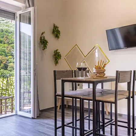 View Holidays Специя